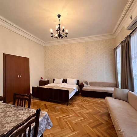 Apartment Dadiani 26 Tiflis Dış mekan fotoğraf